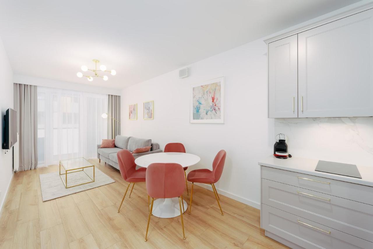 Faro Apartamenty Kasprowicza 20 Basen W Cenie Schwimmbad Im Preis Kolobrzeg Exterior photo