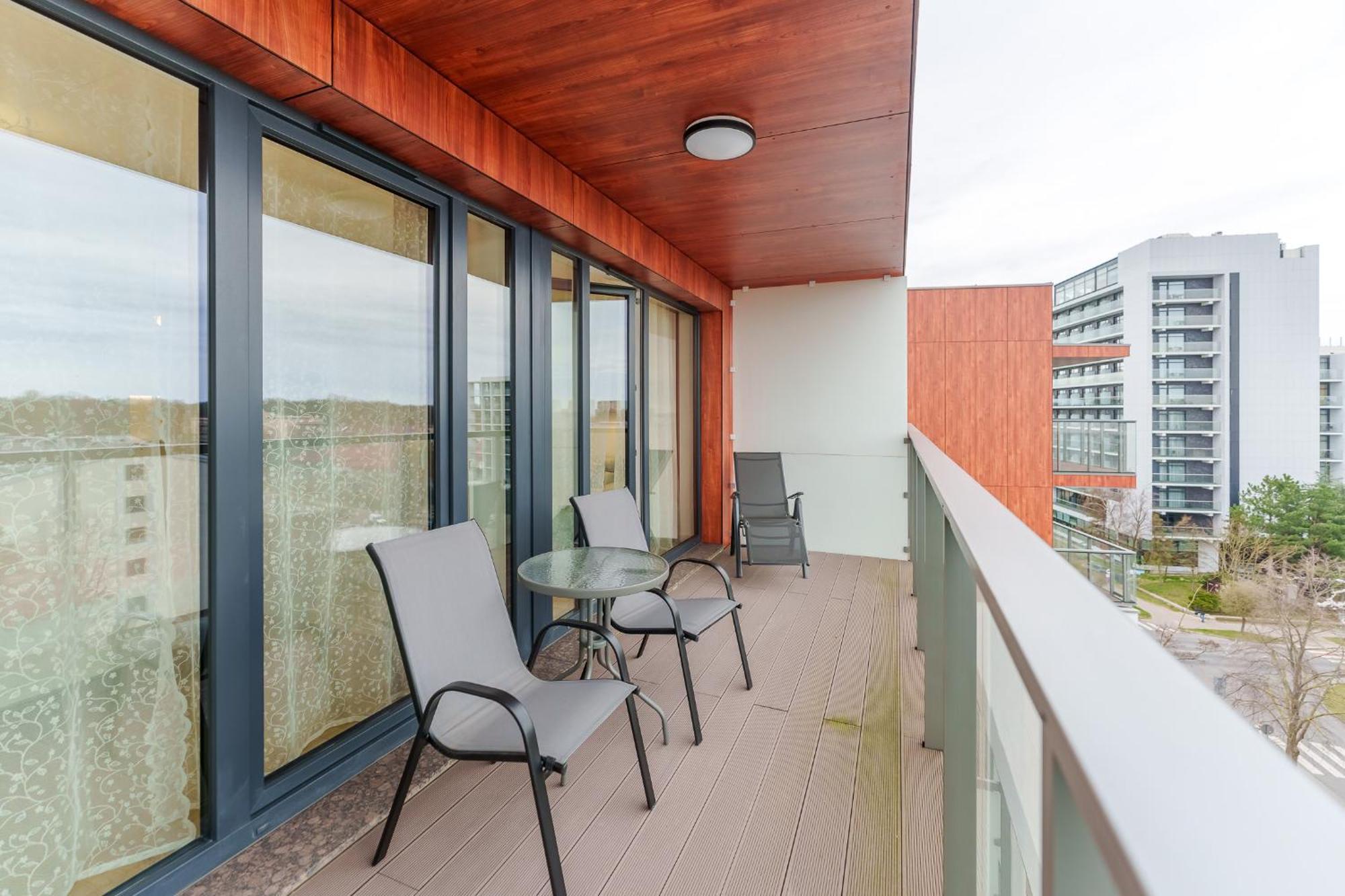Faro Apartamenty Kasprowicza 20 Basen W Cenie Schwimmbad Im Preis Kolobrzeg Exterior photo